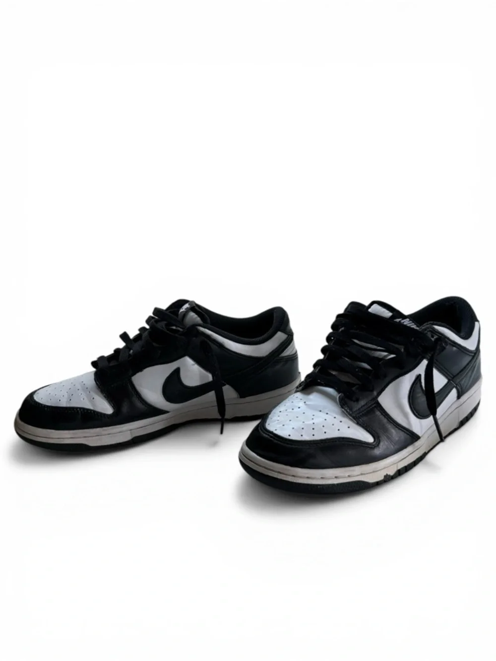Nike Dunk Low Panda Sneakers Black White Size 7Y(Man), 8.5Y ( Woman) Lace-Up